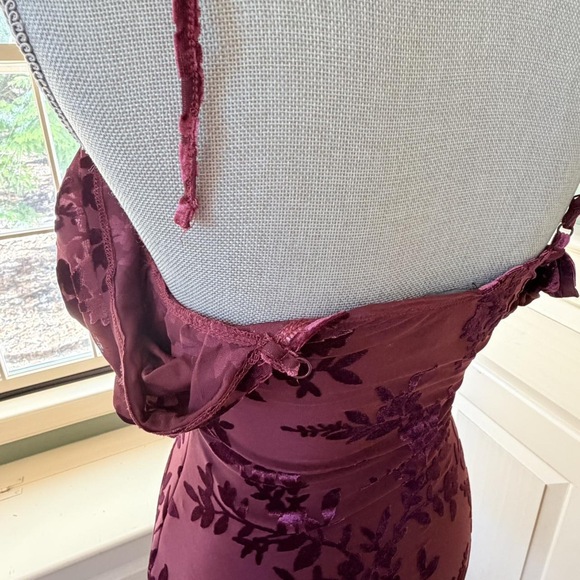 Forever 21 Maroon Velvet baroque whimsigoth bodycon mini dress small sm purple - Picture 3 of 7